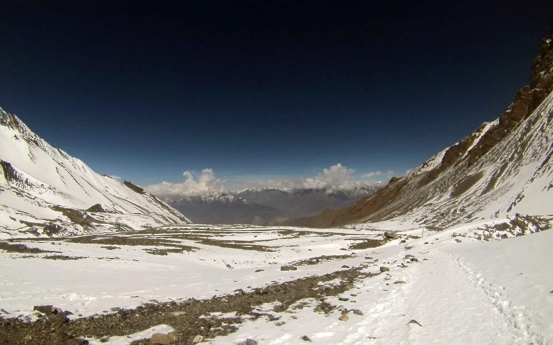thorong la pass view
