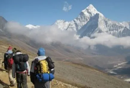 trekking in nepal